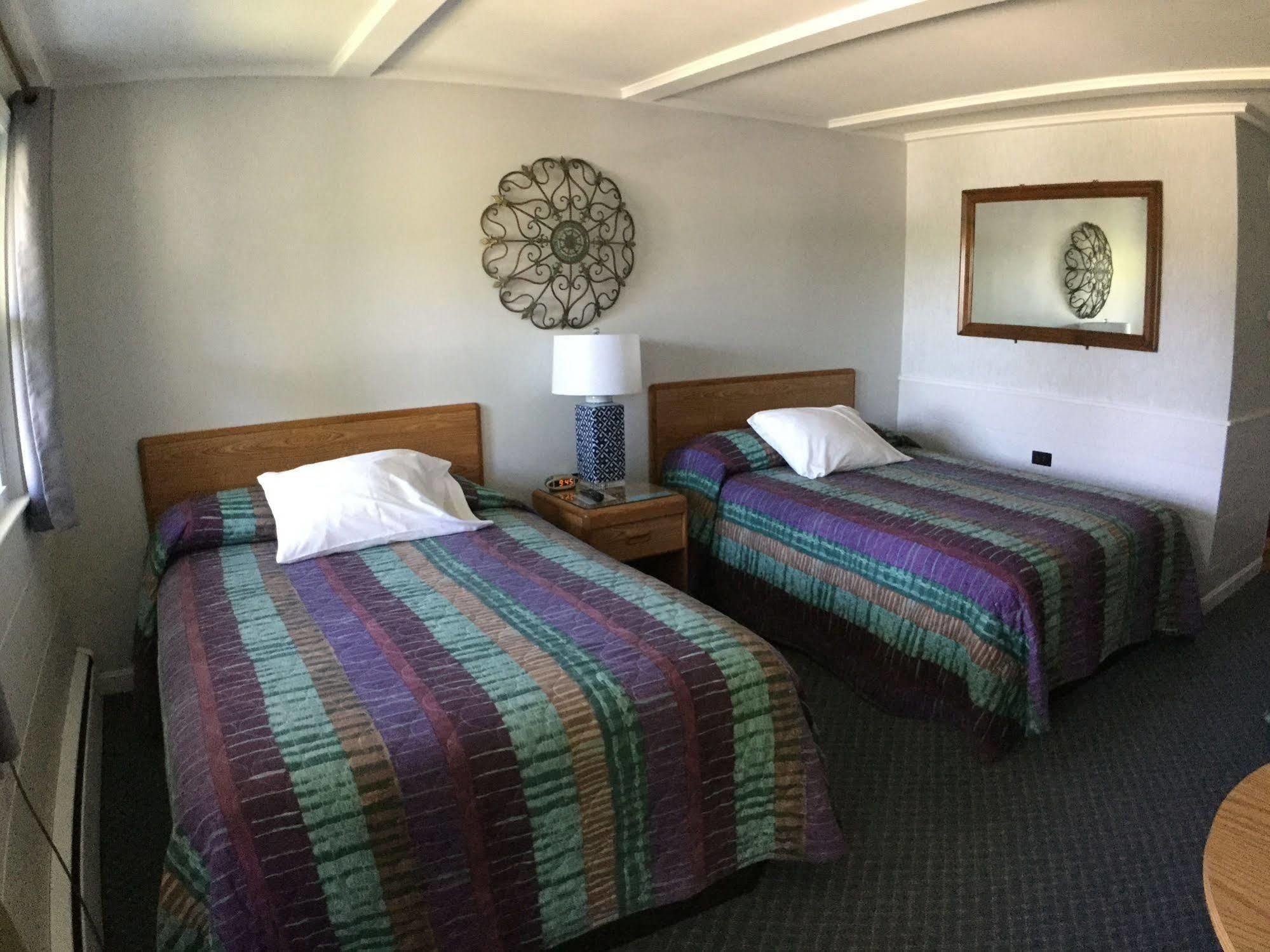 Bay Top Motel แวร์สบีช ภายนอก รูปภาพ